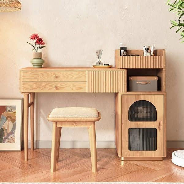 Bàn trang điểm Kun